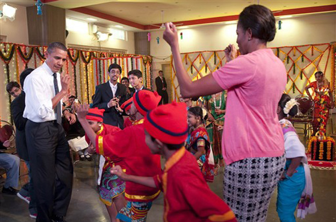 President Obama and the First lady dancing to Indian Music